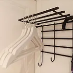 Loft Bed With Free Parking, 2 Bikes! Self Check In, Wi-fi, Ac Apartmán *