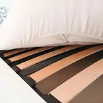 Loft Bed With Free Parking, 2 Bikes! Self Check In, Wi-fi, Ac *