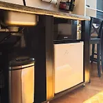 Apartmán Loft Bed With Free Parking, 2 Bikes! Self Check In, Wi-fi, Ac *