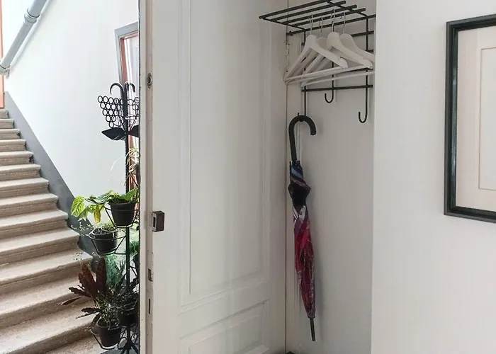 Appartamento Loft Bed With Free Parking, 2 Bikes! Self Check In, Wi-fi, Ac