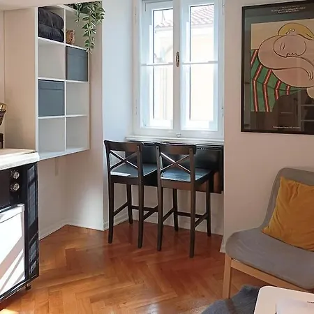 Loft Bed With Free Parking, 2 Bikes! Self Check In, Wi-fi, Ac Апартаменты Пула